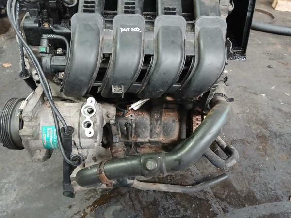 MOTEUR RENAULT ESSENCE - Vue 3